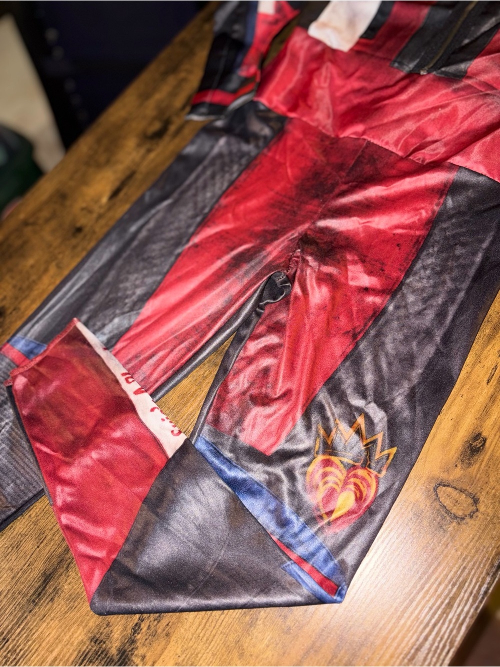 Disney Red, Navy & White Kids evie decendants Costume - Picture 3 of 4